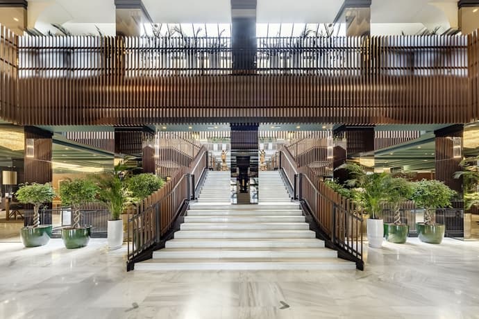 Melia Milano, Primary image