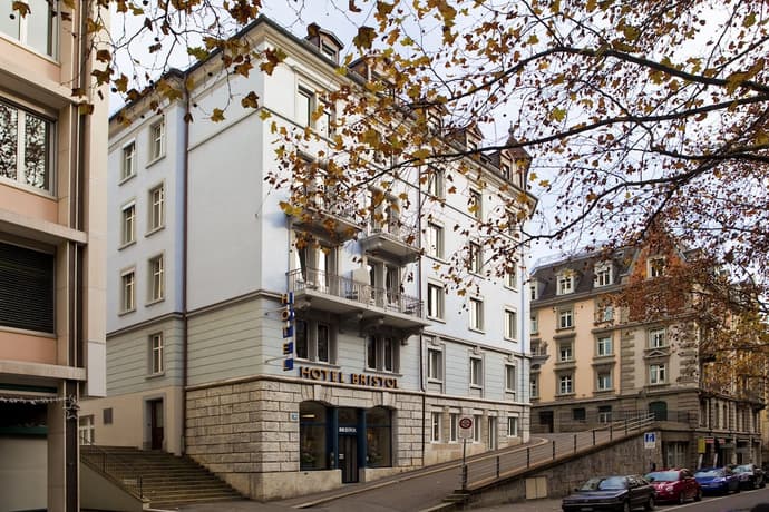 Bristol Hotel, Primary image