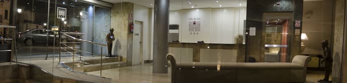 San Polo, Interior entrance