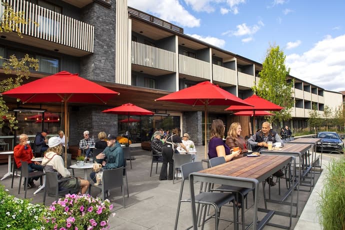 Banff Aspen Lodge, Primary image