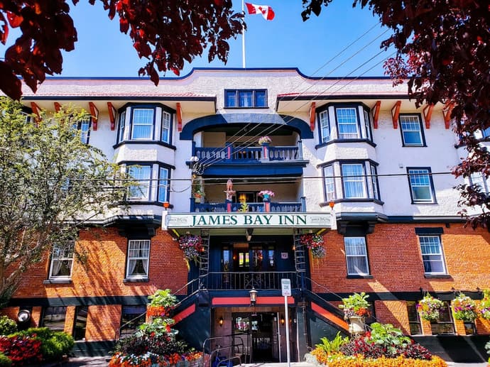 James Bay Inn Hotel & Suites, Primary image
