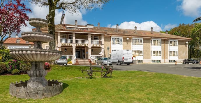 Hotel Castro, Primary image