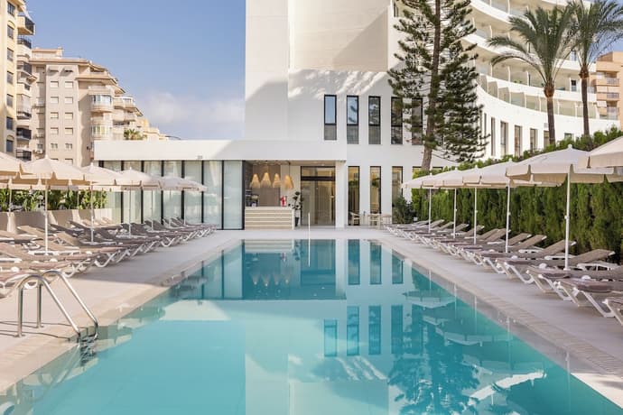 Hotel RH Arena By Hoteles RH