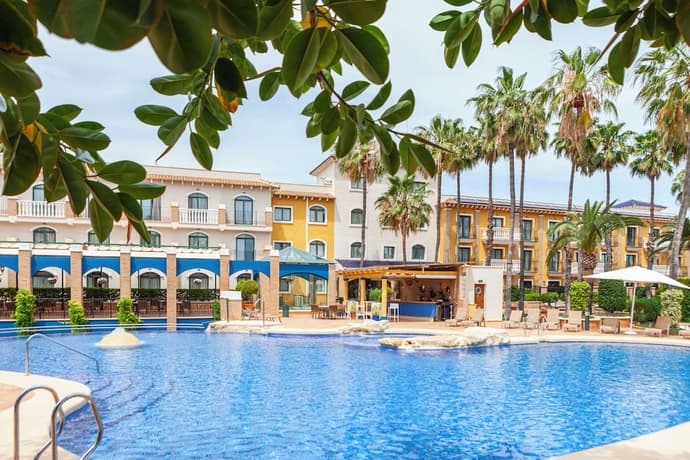 Hotel La Laguna Spa And Golf