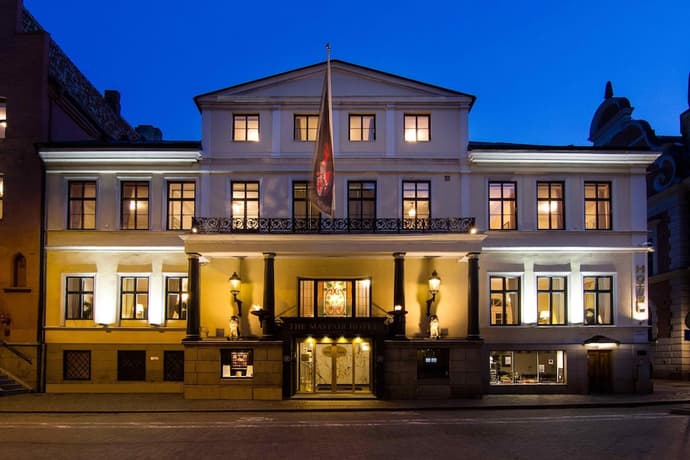 Mayfair Hotel Tunneln, Primary image