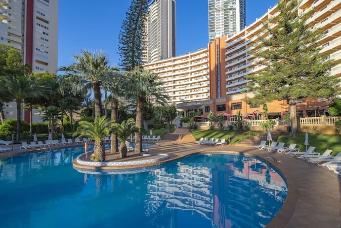Hotel Benidorm East by Pierre & Vacances, Primary image
