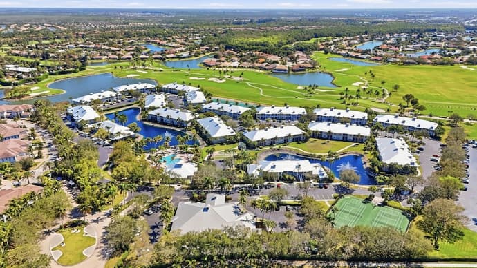 GreenLinks Golf Villas at Lely Resort