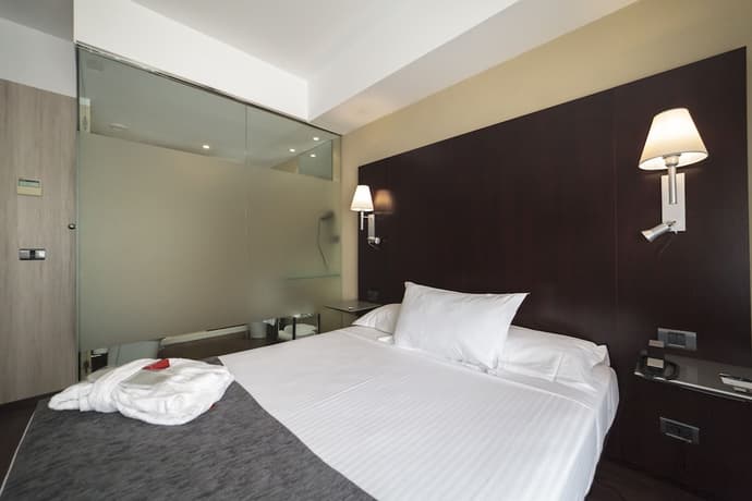 Hotel Salymar, Primary image