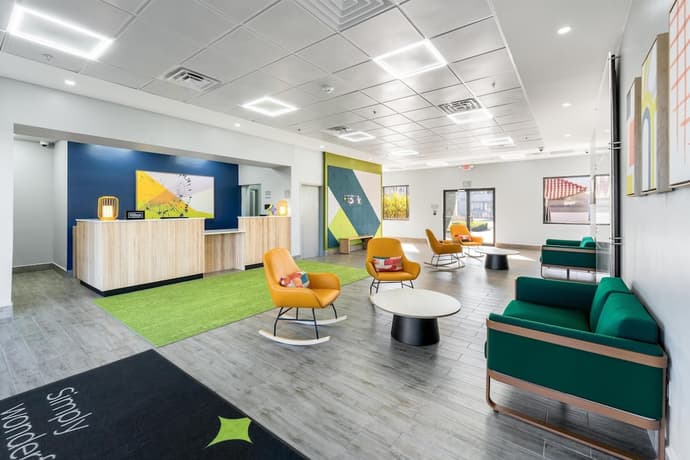 Spark by Hilton Ponce, Lobby