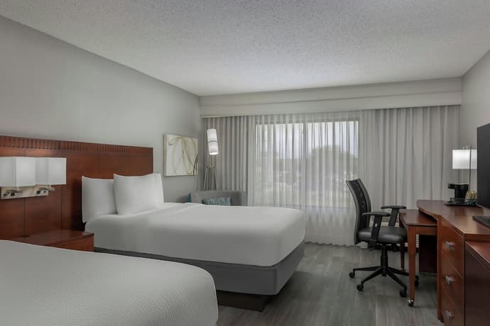 Courtyard by Marriott Houston Rice University