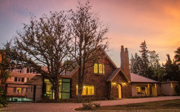 Howard Johnson by Wyndham Yerba Buena