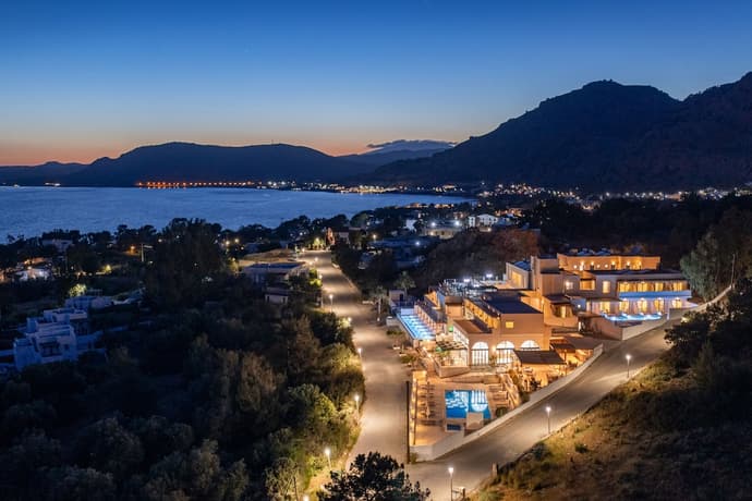 Eagles Nest Hotel, Primary image