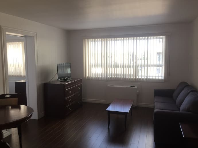 Duvernay Studios and Suites, Room