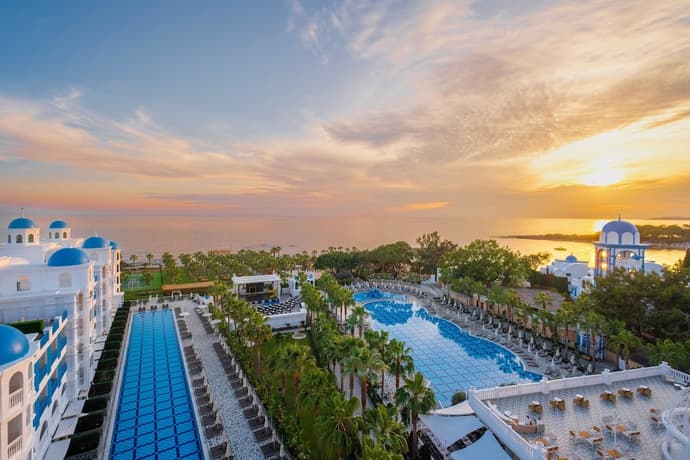 Rubi Platinum Spa Resort & Suites - All Inclusive