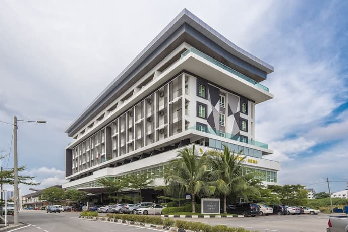 Marvelux Hotel