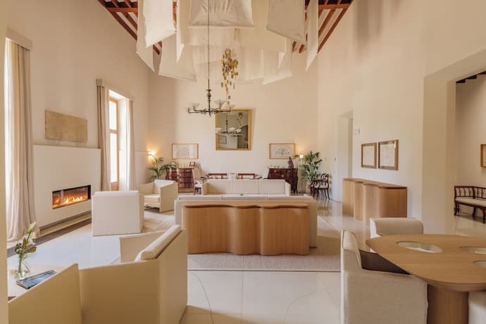 Hotel Fontsanta Thermal Spa & Wellness, adults only – Preferred Hotels & Resorts, Lobby sitting area