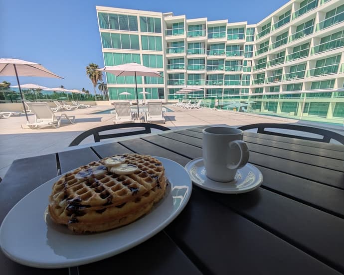 We Hotel Acapulco, Primary image