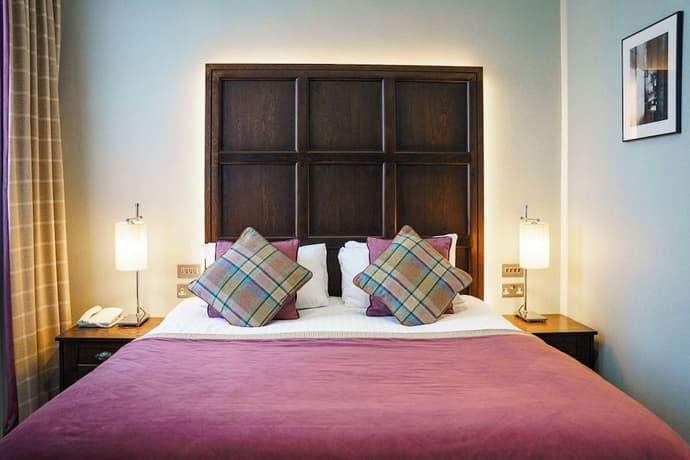 Parliament House Hotel