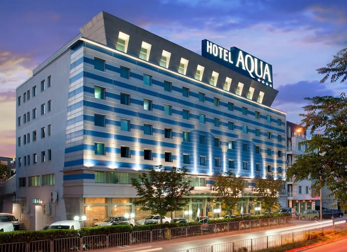 AQUA Hotel, Primary image