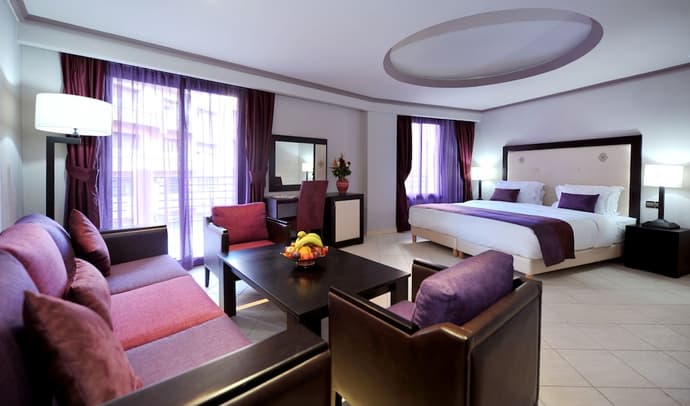 Blue Sea Le Printemps, Primary image