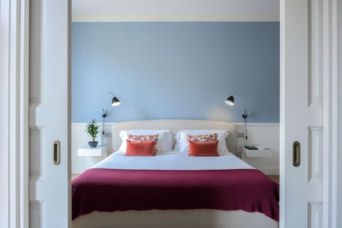 The Fifteen Keys Hotel, Primary image