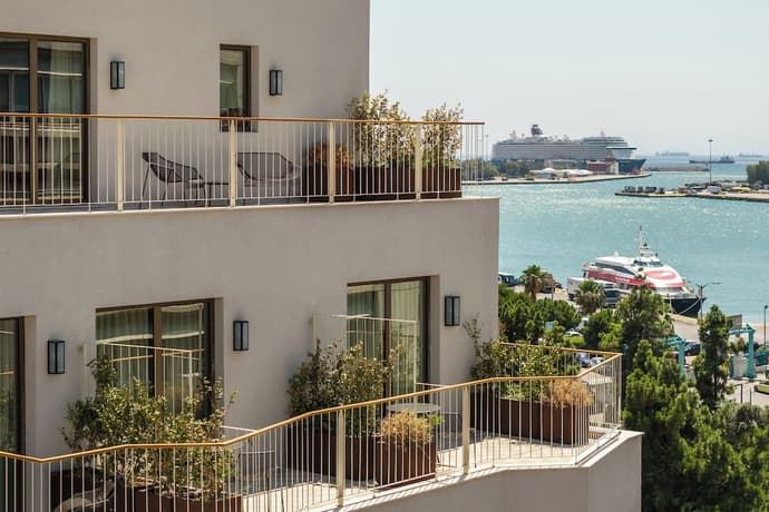 Mitsis N'U Piraeus Port, Primary image