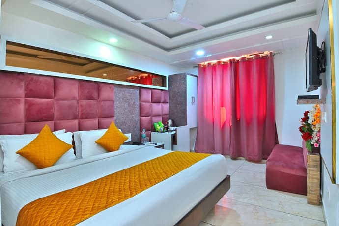 Hotel Bella Vista New Delhi-walk from New delhi railway station