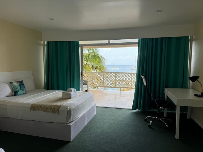 Point Bay Resort, Primary image