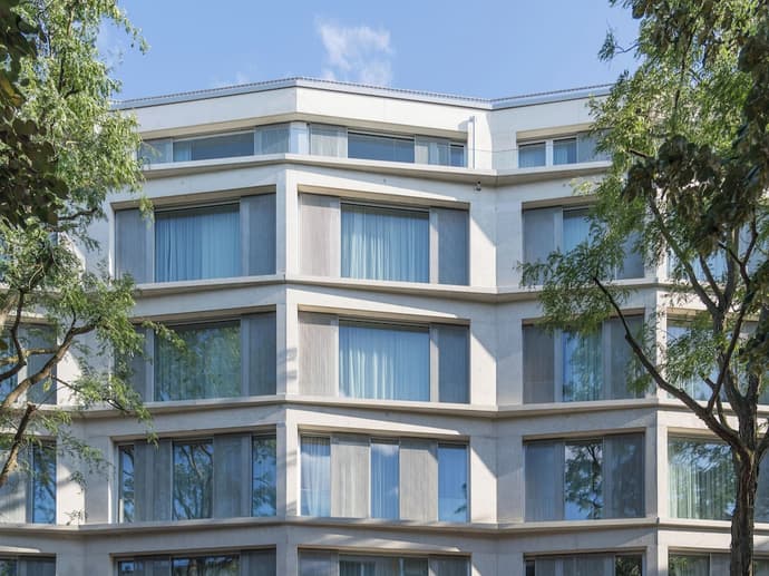 Carlotta Apartments, Primary image