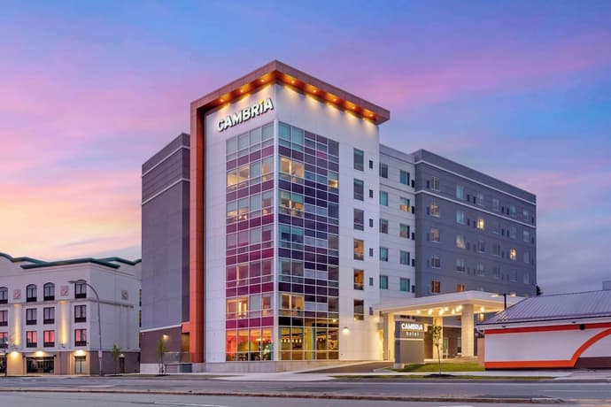 Cambria Hotel Niagara Falls