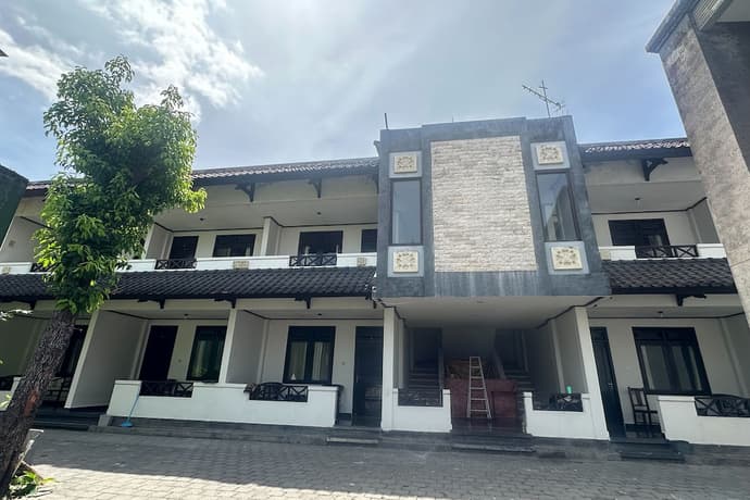 Hotel Warta Sari