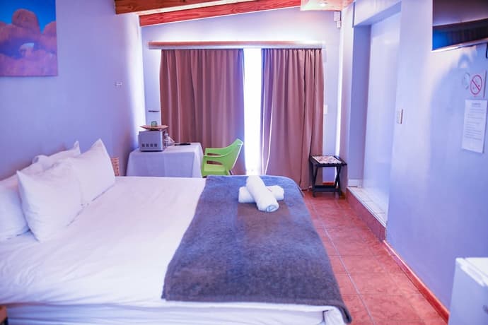 Tina Guesthouse, Primary image