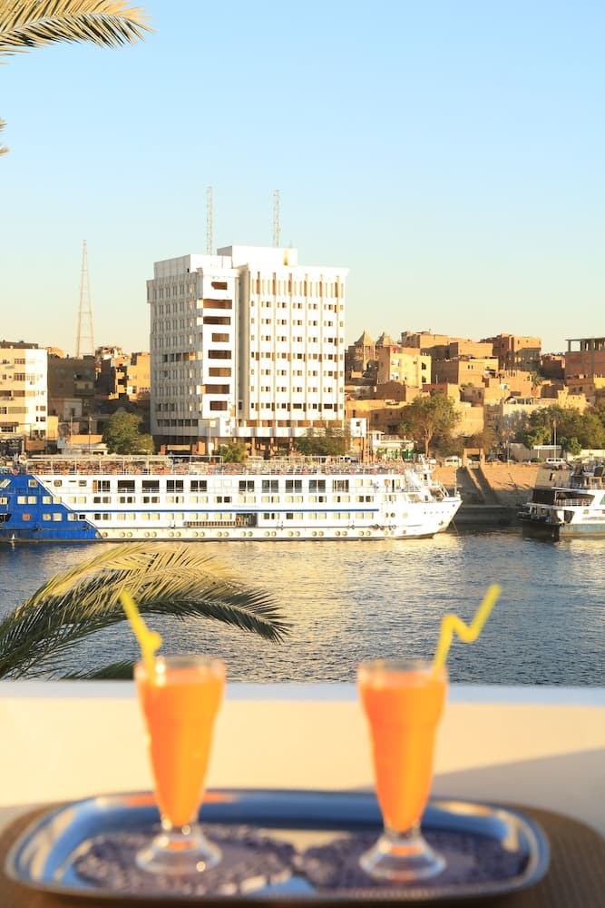 crystala guest house