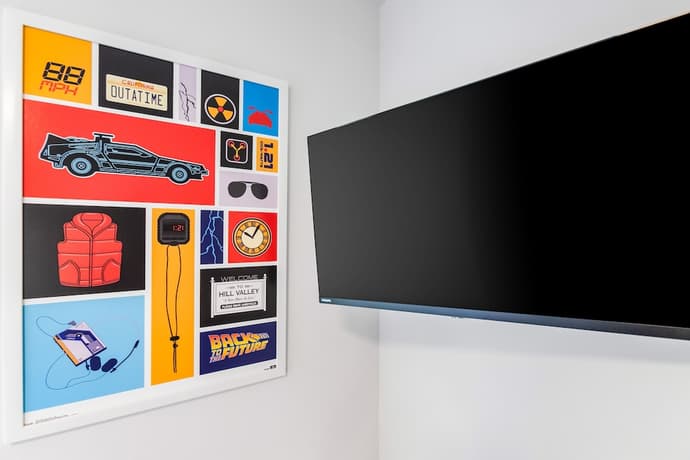 Back To The Future Sweet Suites, Room