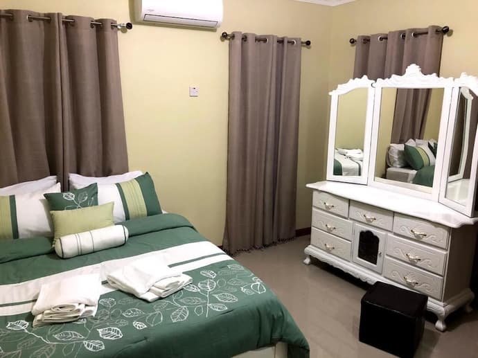 Lapiz Lazuli at Serenity Palms