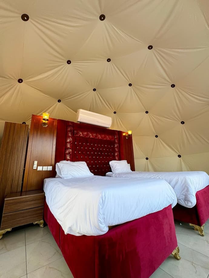 Jabal Rum camp, Room