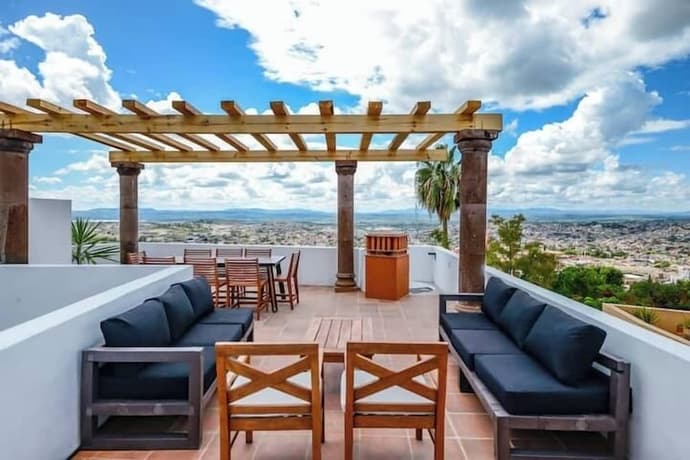 LUXO Casa en San Miguel de Allende Centro con Vistas Panorámicas