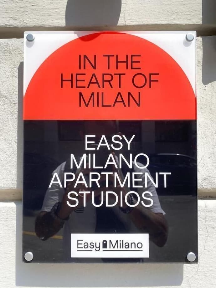 Easy Milano Rooms & Apartments