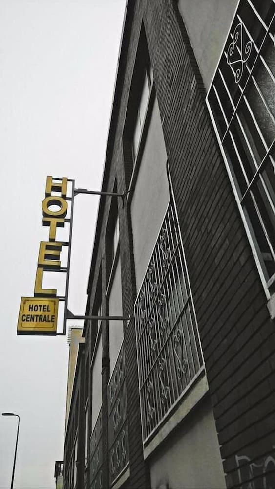 Hotel Centrale, Primary image