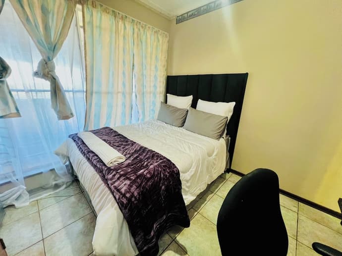 Room in Apartment - Honeyhills Excellence Resorts B