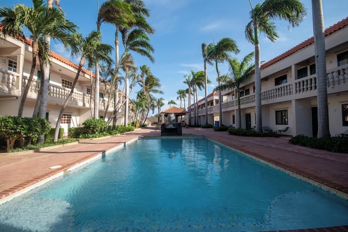 Punto di Oro Residences, Primary image