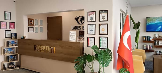 Ladies Beach Suit Otel