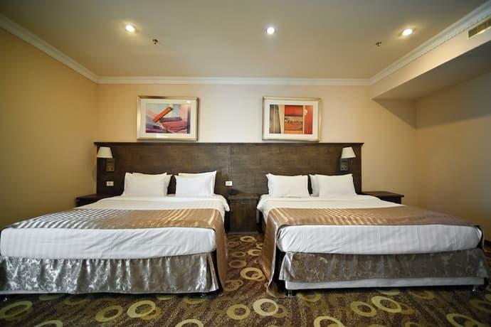 Imperial Palace Hotel, Primary image