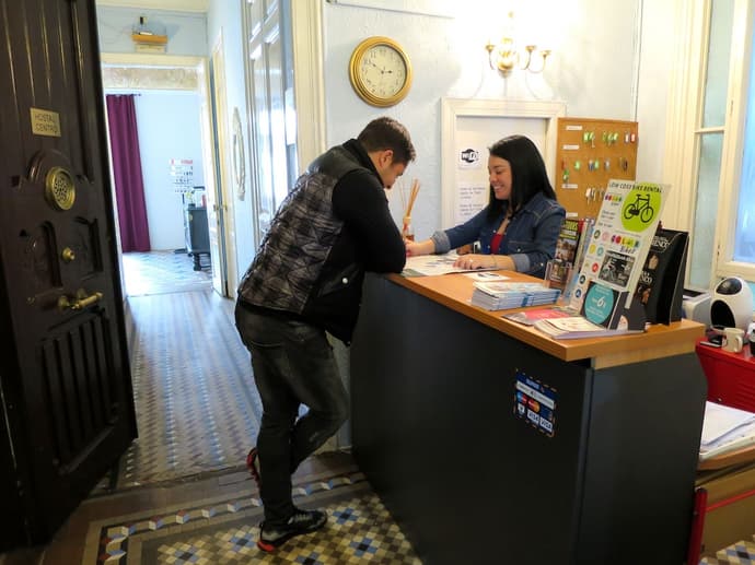 Hostal Balmes Centro