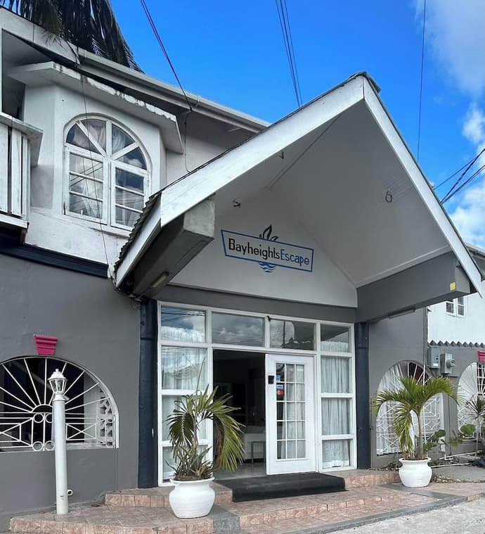 Comfort Suites 5 Mins from Beach