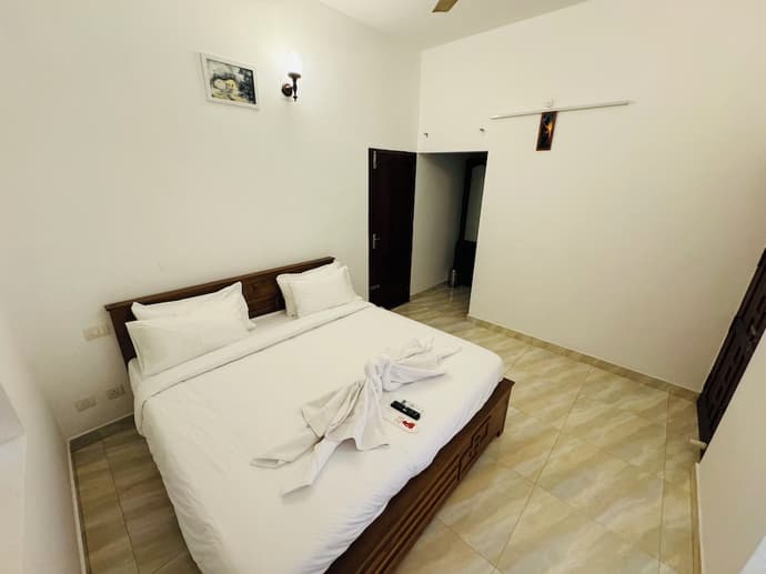 Coconut Creek Homestay