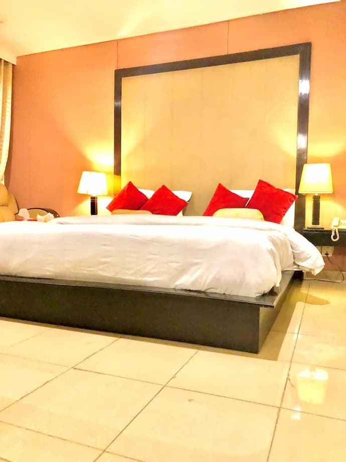 Hotel Grand Inn Lahore