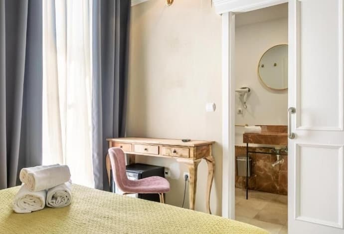 Catedral Suites Jerez, Room