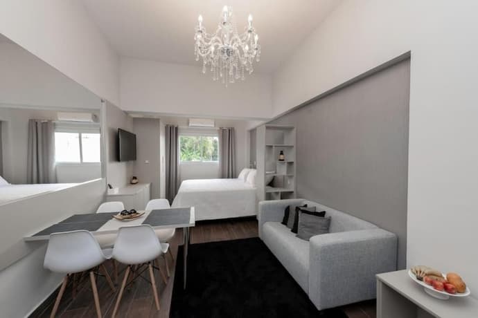 eSuites Sorocaba, Primary image