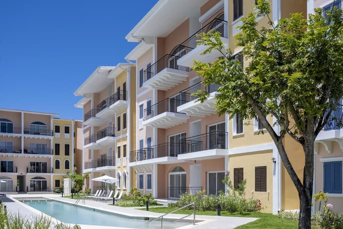 Reserva Real by Harper, Primary image